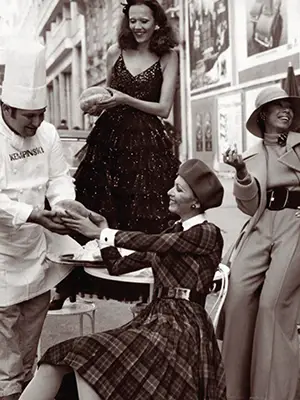 Kempinski street service, 1977